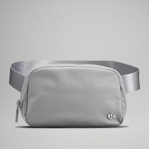 Lululemon Seal Grey Everywhere Belt Bag